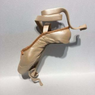 Just The Right Shoe Porcelain Miniature Shoe Ballet