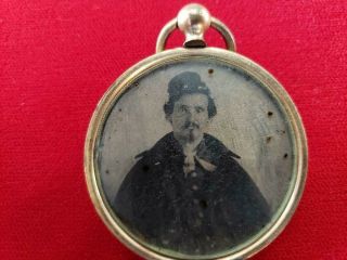 Antique Civil War Soldier Tin Type Photo In Gold Filled Locket