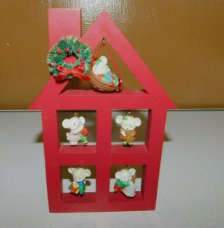 Vintage Avon Merry Little Christmas Display Shelf 5 Mini Mice Ornaments