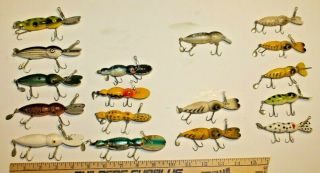 17 Ct Vintage Bomber Waterdog Fishing Lures Hard To Find Colors Cb3