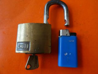 old antique padlock from CHUBB ENGLAND old high security padlocks lock 3