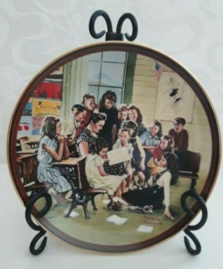Norman Rockwell " The Story Hour " Plate 02472 C.  1990 Ltd.  Edition