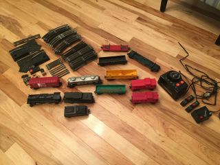 Vintage Lionel Train Set O Gauge,  Electric,  Locomotive 242,  Tons More