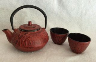 Japanese Cast Iron Teapot Set W/2 Cups Dark Red/black Accent Bamboo Design - Exc