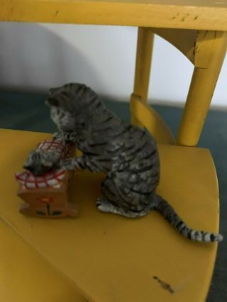 VINTAGE MINIATURE AUSTRIAN ? COLD PAINTED CAT WITH BABY IN CRADLE 2