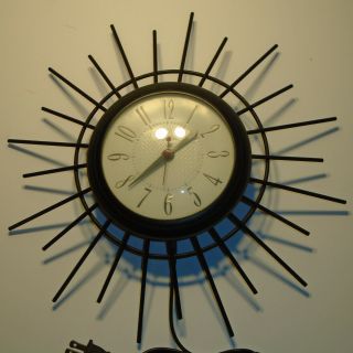 Vintage Retro United Electric Wall Clock Rod Iron Starburst Design