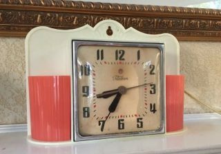 Vintage Telechron Electric Mid Century Pink Kitchen Wall Clock Removable Vases