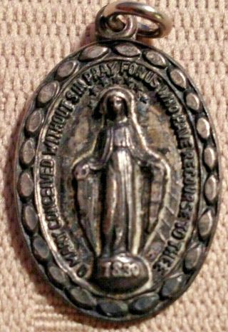 Vintage Sterling Silver Small Oval Miraculous Medal Signed Sterling Chapel