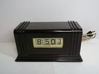 Vintage Art Deco Bakelite Tele - Vision Numechron Tymeter 100 Desk Clock 1950