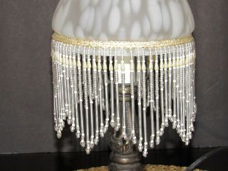 Vintage Victorian Style Beaded Fringe Table Lamp 3