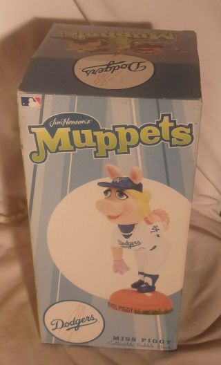 Very Rare Dodgers Miss Piggy Muppets Bobblehead In The Box Jim Henson