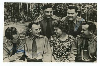 Pioneering Cosmonauts - Rare Photo Signed By The First 6 Russians In Space
