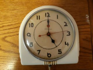 Vintage Telechron Electric Small Kitchen Wall Clock Keeps Time Plastic