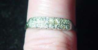Antique 18k White Gold Ring With 16 Natural Diamonds