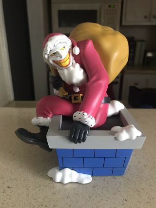 Dc Comics Batman: The Animated Series Santa Joker Statue (gamestop Exclusive)