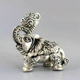 Collect Decor Old Tibet Silver Carve Bring Good Luck Elephant Delicate Pendant