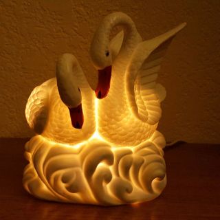 Vintage Flambro Porcelain Swan Lamp Night Light Nite Lite White w/ Blue Water 6 