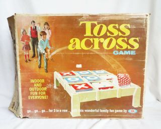 Vintage 1969 Toss Across Game Ideal Tic Tac Toe Toy Box & Bean Bags
