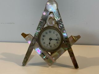 Vintage The Lux Clock Mfg Co.  Waterbury Conn Usa Decorative Desk Clock