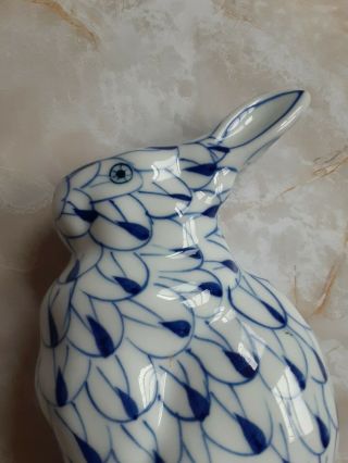 Herend Style Blue Fishnet Porcelain Hand - Painted Bunny Rabbit Figurine 5.  5 "