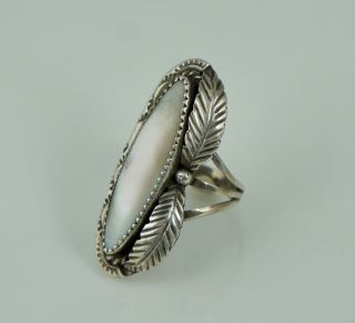 Long Signed Native American Sterling Mother Pearl Vintage Old Pawn Ring Navajo