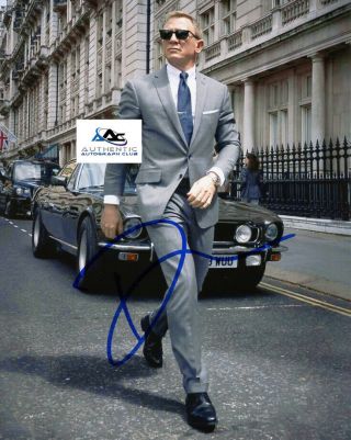 Daniel Craig Autograph Signed 8x10 Photo James Bond 007 No Time To Die
