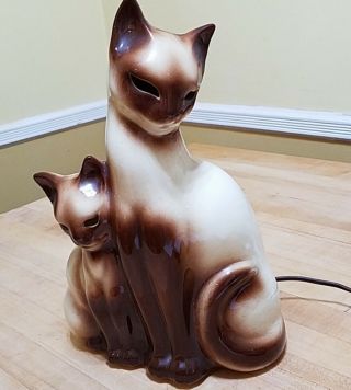 Vintage Ceramic Siamese Cat Accent Lamp By Kron Mid Century 50’s