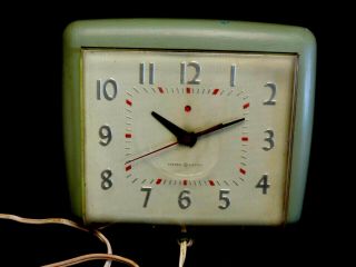 Vintage General Electric Ge Red Dot Painted Green Wall Clock Mid Century