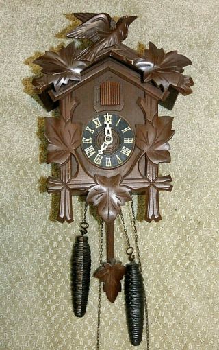Vintage German Wooden Cuckoo Clock,  Schmeckenbecher,  Regula Movement