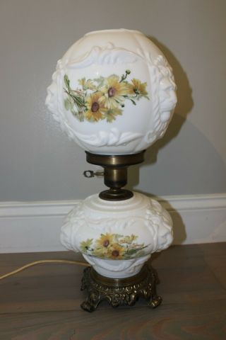 Vtg Gone With The Wind Milk Glass Floral/puffy Lions Heads Hurricane Lamp Light