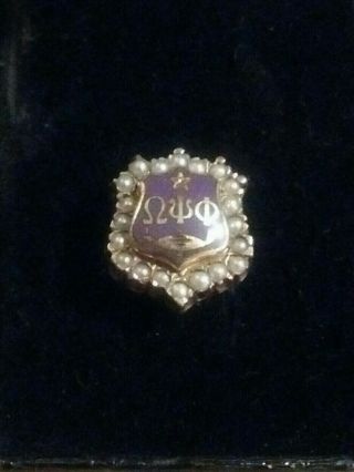 Vintage 10k Gold Omega Psi Phi Fraternity Pin Badge W/seed Pearls