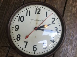 Vintage General Electric Model 1ha1612 Brown Shcool Wall Clock