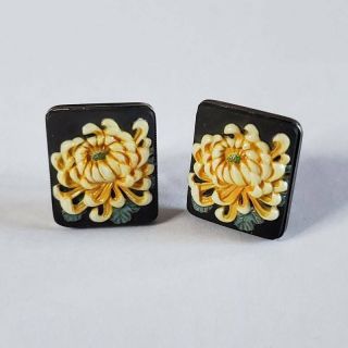 Vintage Japanese Sterling Toshikane Porcelain Chrysanthemum Screwback Earrings