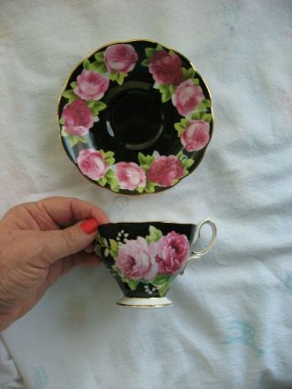 Vintage Royal Albert Bone China England Tea Cup And Saucer Old English Rose