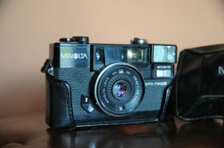 Vintage Minolta Hi - Matic Af2 Point And Shoot Auto Focus Camera With Case