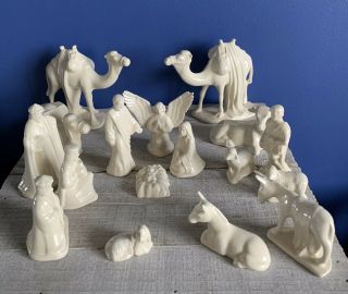 Vintage • 17 Piece Ceramic Nativity Set • Off White / Ivory • Glazes • 3 - 4” H