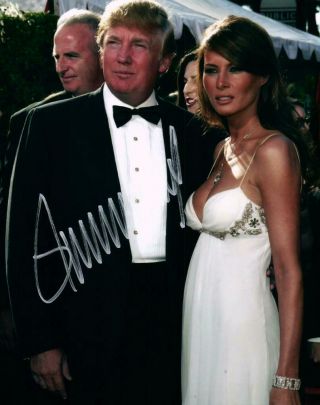 Donald Trump Signed 8x10 Photo Autographed Picture Plus