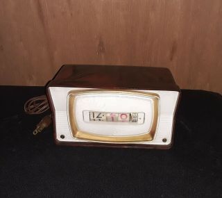 Vintage Numechron Tymeter Tv Clock,  Model 765,