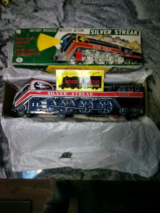Vintage Silver Streak 3305 Mt (modern Toys) Trademark Litho Train Tin Toy,  Japan