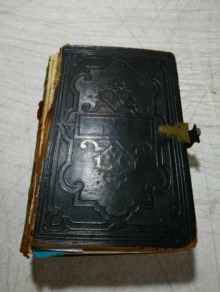 SMALL LEATHER CIVIL WAR - ERA HOLY BIBLE 1861 HOMEFRONT 2