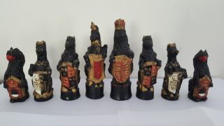 Vintage Queens Royal Beast Chess Set