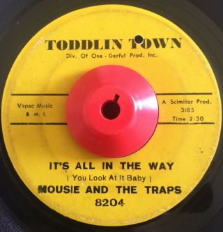 Mousie & The Traps - It 