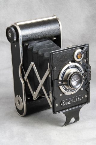 Vintage Rokuoh Sha Pearlette Folding Camera For 127 Film