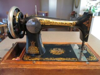 Vintage Singer Hand Crank Sewing Machine Portable,  & Case