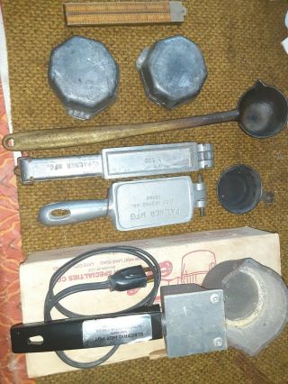 Vintage Lead Hot - Pot With Palmer Molds,  Ladle And 10lbs Of Lead