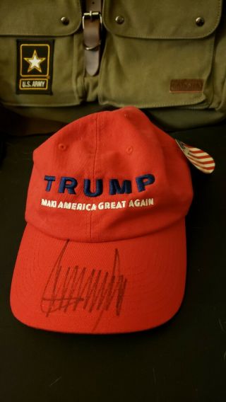 Donald Trump Signed 2016 Red Maga Hat W/ Full Global Ga Loa Authentication