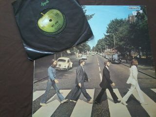 Abbey Road Lp By The Beatles,  Bonus 45 " Hey Jude " Both In Ex,  Cond.