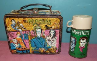 Vintage 1965 The Munsters Lunch Box & Thermos Kayro - Vue Productions