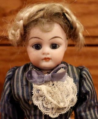 Antique 8 " C1890 German Bisque Doll Closed Mouth 950 W/origoutfit & Mohair Wig