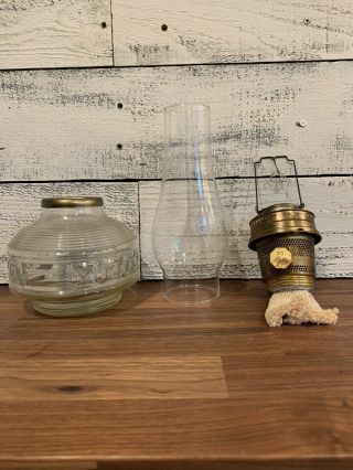 Vintage Aladdin Clear Glass Oil Lamp With 23 Burner Chimney & Wick